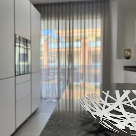 Modern And Spacious Appartement With Beach View. Gallipoli Eksteriør billede