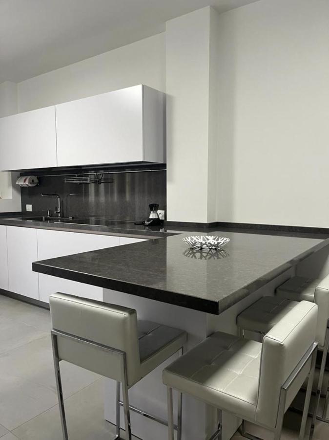 Modern And Spacious Appartement With Beach View. Gallipoli Eksteriør billede